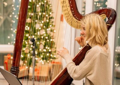 Leigh Brown Harpist